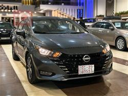 نیسان ڤێرسا